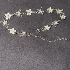 Hawaiian turtle bracelet with Plumerias